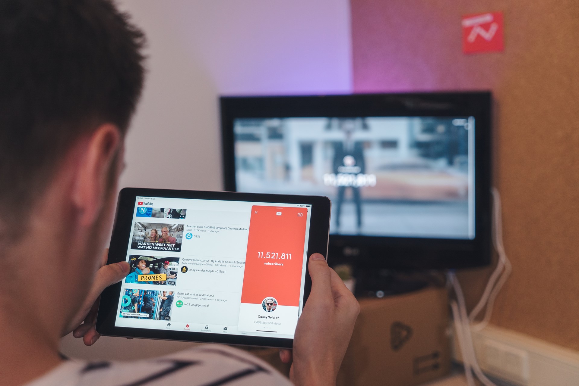 ytcount-N8Pnhrcr73o-unsplash