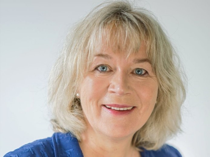 Ebba Hoogenraad