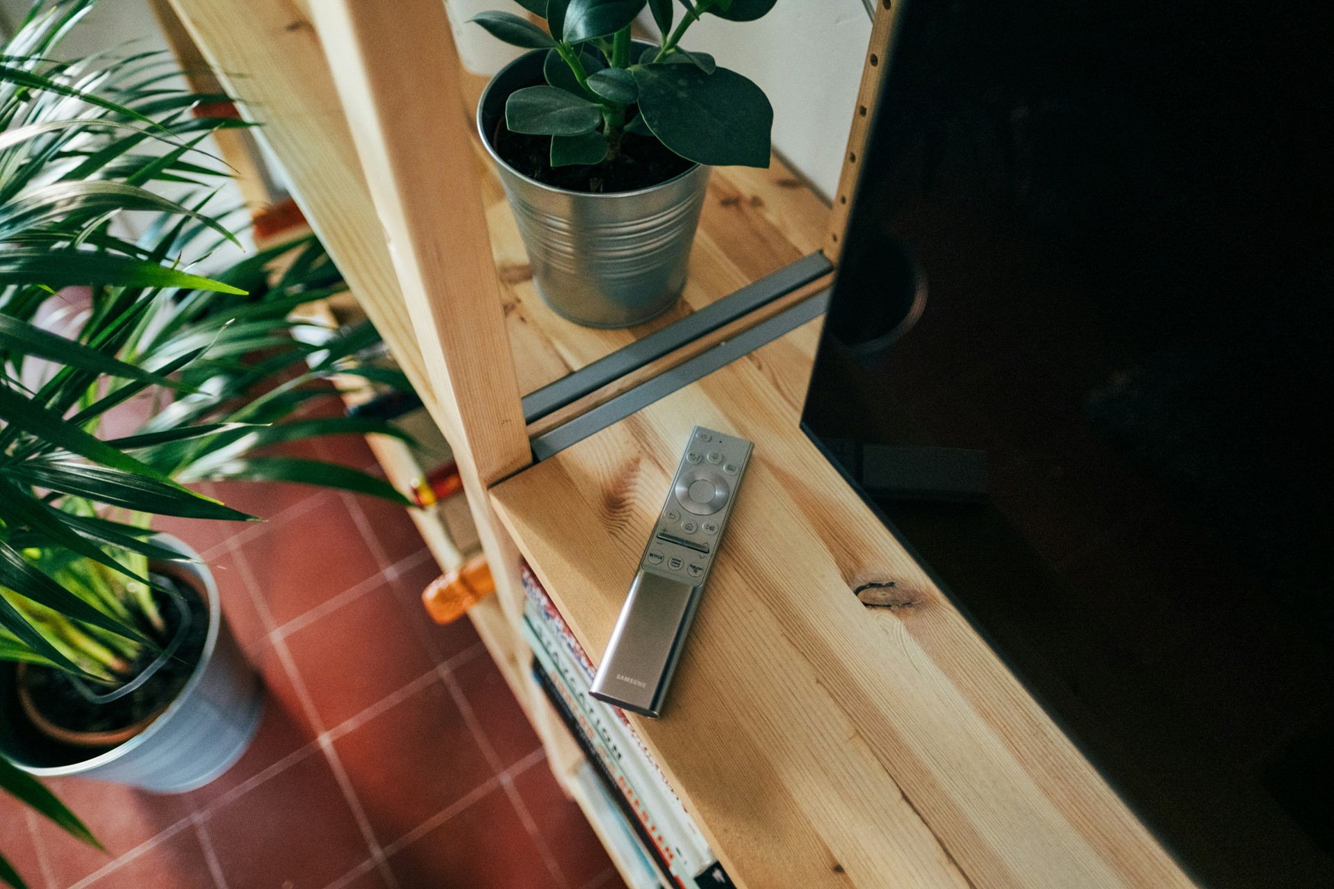 jonas-leupe-CT0nu4O5dFE-unsplash