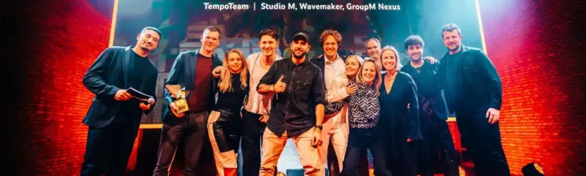 Winnaars grand prix award tijdens YouTube Works Awards 2024