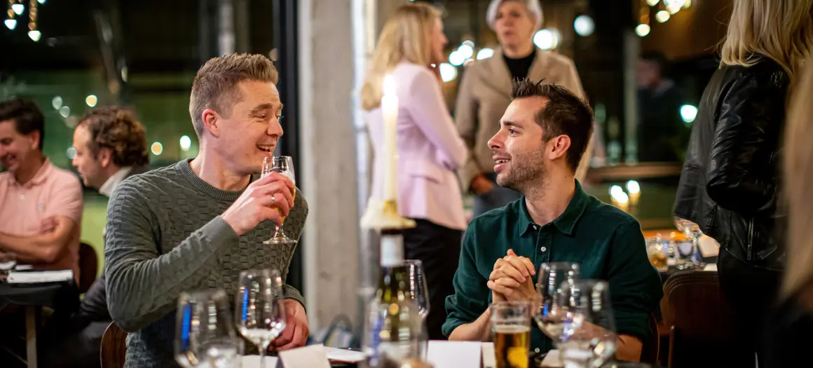 bvA Ronde Tafeldiner gesprek leden