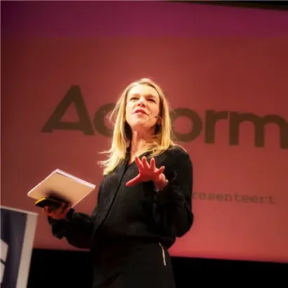 Susanne Van Nierop