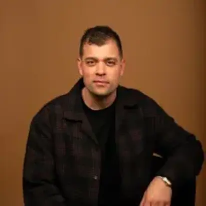 Portret Guy Lokhoff