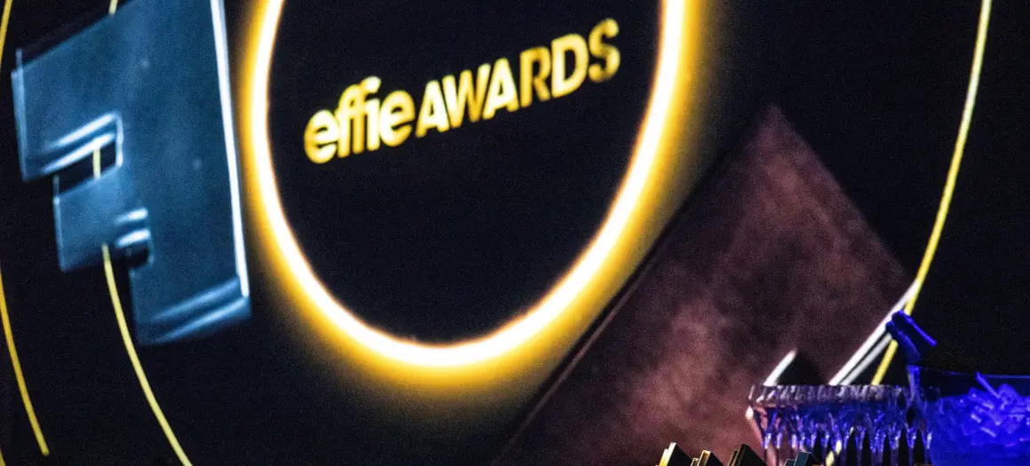Effie Awards 2023 awards op tafel